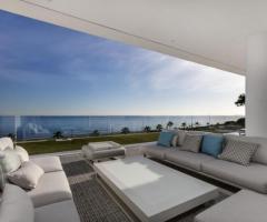 Brand New 4 Bedroom Frontline Beach Apartment in New Golden Mile, Estepona for sale